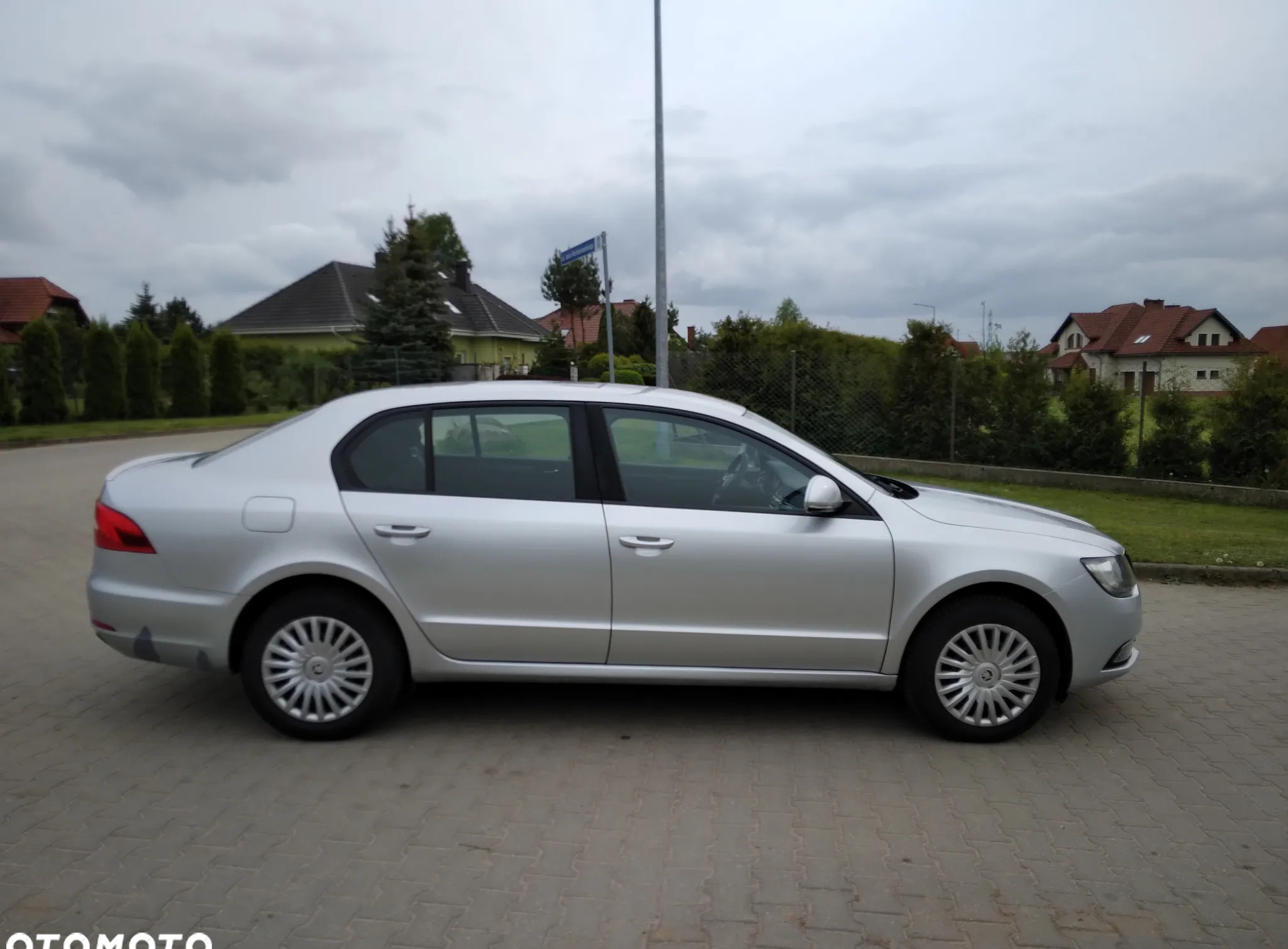 Skoda Superb cena 27900 przebieg: 291000, rok produkcji 2013 z Kamienna Góra małe 254